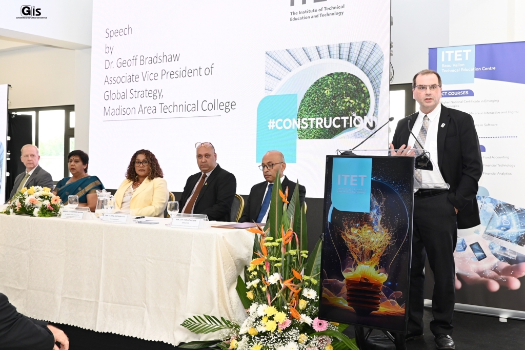 Technical Education: VPM Dookun-Luchoomun inaugurates 6th ITET Training ...