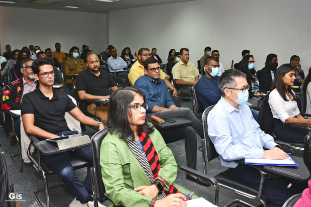 Training session focuses on the risks and benefits of Fintech and ...